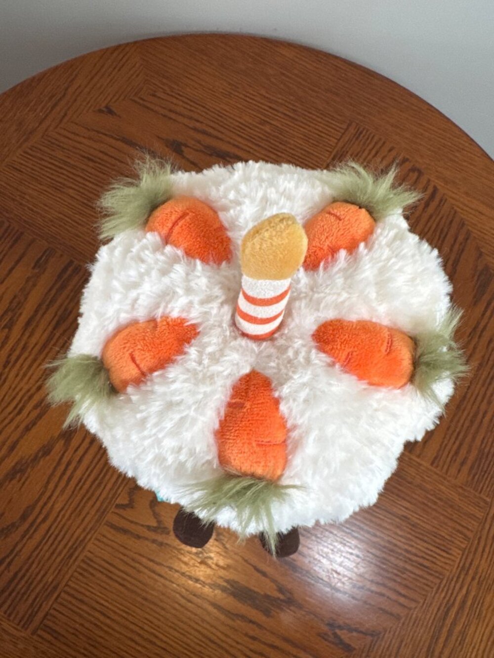 NWT Jellycat Amusables Carrot Cake Chicago Nordstrom Exclusive - Picture 7 of 10